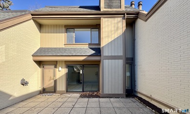 Beach Condo For Sale in Milford, Connecticut