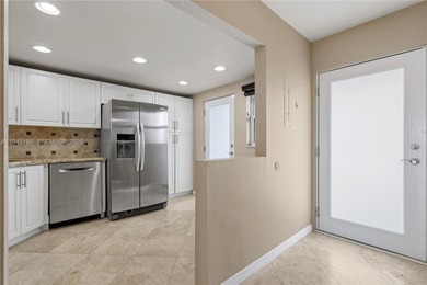 Beach Condo For Sale in Miami, Florida
