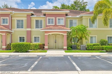 Beach Townhome/Townhouse For Sale in Fort Myers, Florida