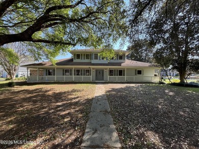 Beach Home For Sale in Gulfport, Mississippi