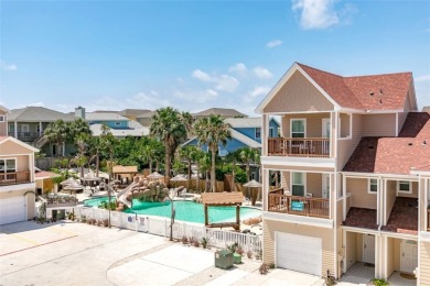 Beach Townhome/Townhouse For Sale in Port Aransas, Texas