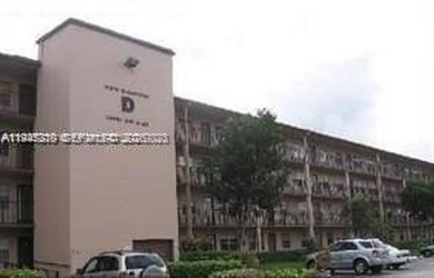 Beach Condo For Sale in Pembroke Pines, Florida