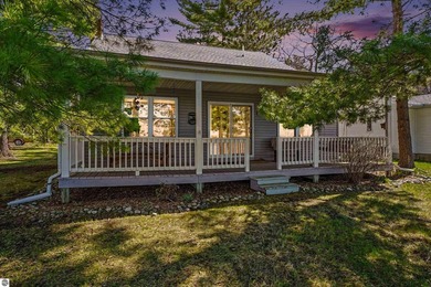 Beach Home For Sale in Oscoda, Michigan