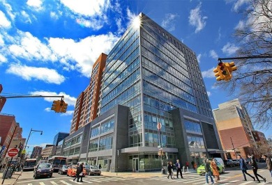 Beach Condo For Sale in Flushing, New York