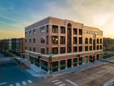 Beach Condo For Sale in Chicago, Illinois