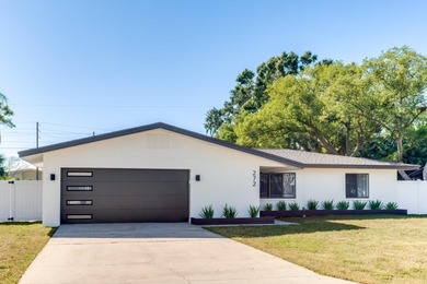 Beach Home Sale Pending in St. Petersburg, Florida