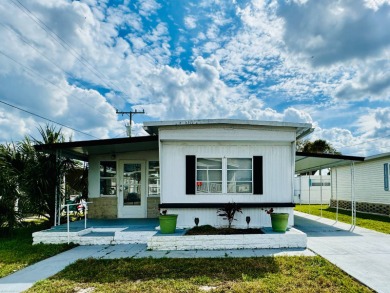 Beach Home For Sale in Daytona Beach, Florida