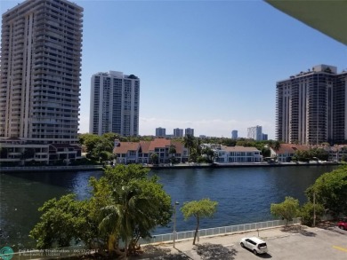 Beach Condo For Sale in Sunny Isles Beach, Florida