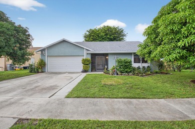 Beach Home For Sale in Boca Raton, Florida