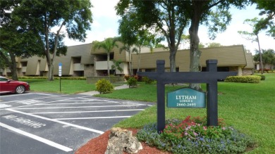 Beach Condo For Sale in Palm Harbor, Florida