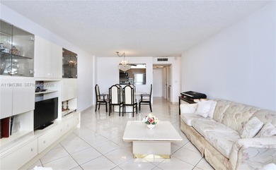 Beach Condo For Sale in Hollywood, Florida