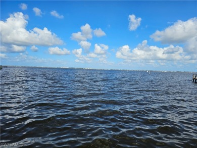 Beach Lot For Sale in Fort Myers, Florida