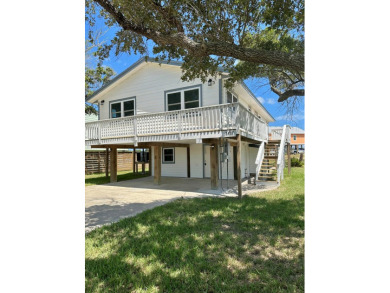 Beach Home For Sale in Rockport, Texas