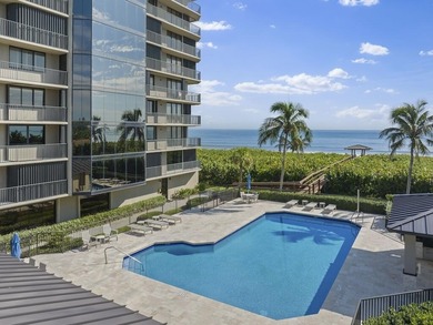 Beach Condo For Sale in Hutchinson Island, Florida