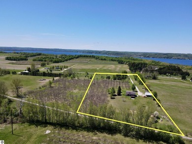 Beach Home For Sale in Traverse City, Michigan