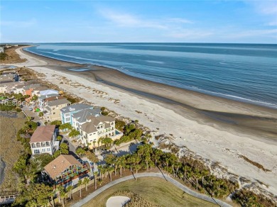 Beach Home For Sale in Hilton Head Island, South Carolina