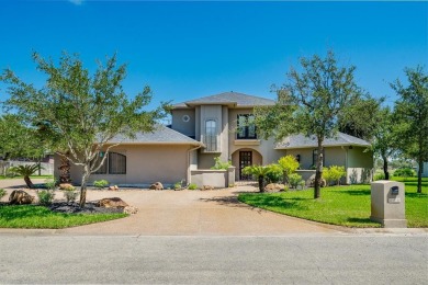 Beach Home For Sale in Rockport, Texas