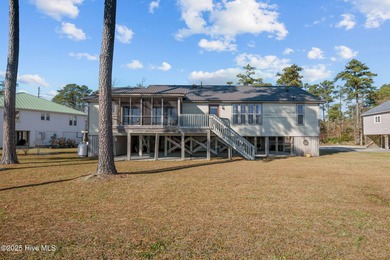 Beach Home For Sale in Oriental, North Carolina