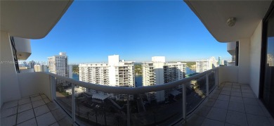 Beach Condo For Sale in Miami Beach, Florida