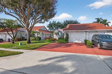Beach Home For Sale in Boynton Beach, Florida