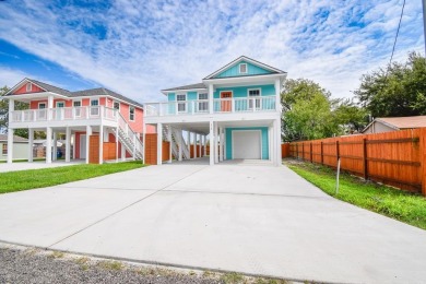 Beach Home For Sale in Rockport, Texas