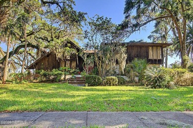 Beach Home Active Under Contract in Jacksonville, Florida