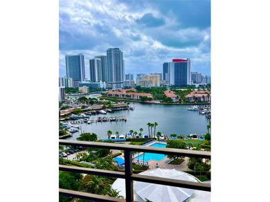 Beach Condo For Sale in Hallandale Beach, Florida