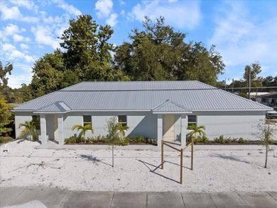 Beach Home For Sale in Sarasota, Florida