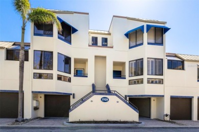 Beach Condo For Sale in Longboat Key, Florida