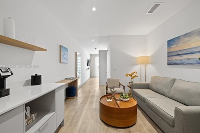 Beach Condo For Sale in Miami, Florida