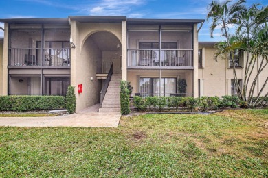 Beach Condo For Sale in Greenacres, Florida