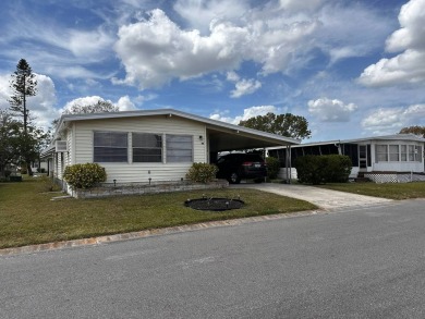 Beach Home For Sale in Ellenton, Florida
