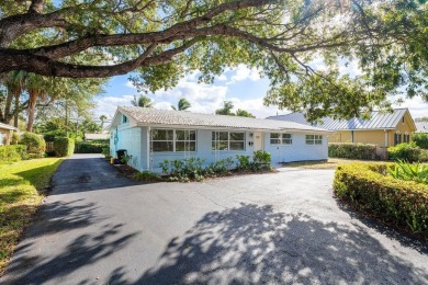 Beach Home For Sale in North Palm Beach, Florida