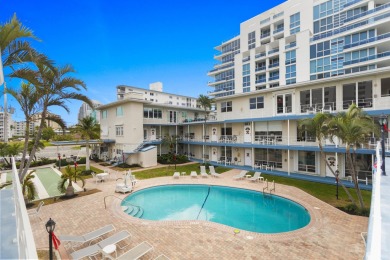 Beach Townhome/Townhouse For Sale in Fort Lauderdale, Florida