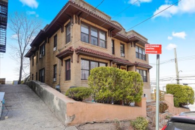 Beach Home For Sale in Staten Island, New York