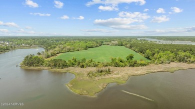 Beach Acreage For Sale in Swansboro, North Carolina