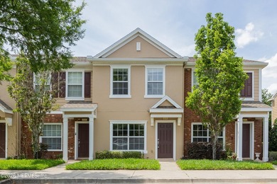 Beach Townhome/Townhouse For Sale in Jacksonville, Florida