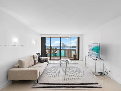 Beach Condo For Sale in Aventura, Florida