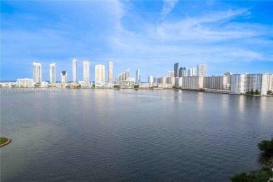 Beach Condo For Sale in Aventura, Florida