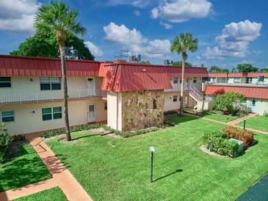 Condo For Sale in Royal Palm Beach image photo picture