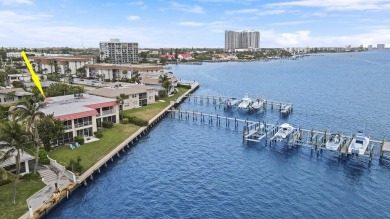 Beach Condo For Sale in Riviera Beach, Florida