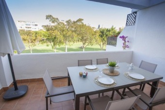 Beach Townhome/Townhouse For Sale in Alicante, Valencian Community