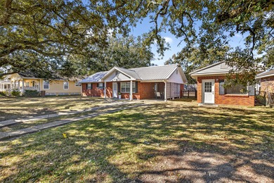 Beach Home Sale Pending in Long Beach, Mississippi