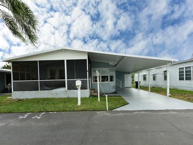 Beach Home For Sale in Lake Worth, Florida