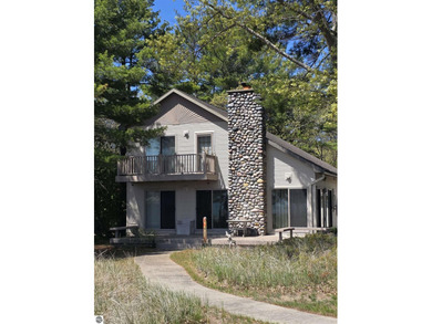 Beach Home For Sale in Oscoda, Michigan