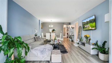 Beach Condo For Sale in Lauderdale Lakes, Florida