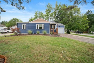 Beach Home For Sale in New Buffalo, Michigan