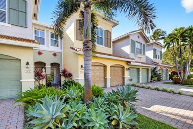 Beach Townhome/Townhouse For Sale in Hypoluxo, Florida