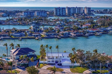 Beach Home For Sale in St. Petersburg, Florida