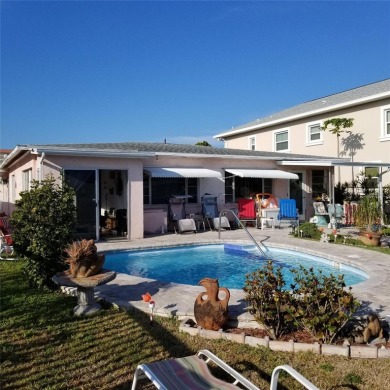 Beach Townhome/Townhouse For Sale in Madeira Beach, Florida